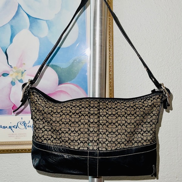Coach Shoulder Bag - Picture 3 of 10
